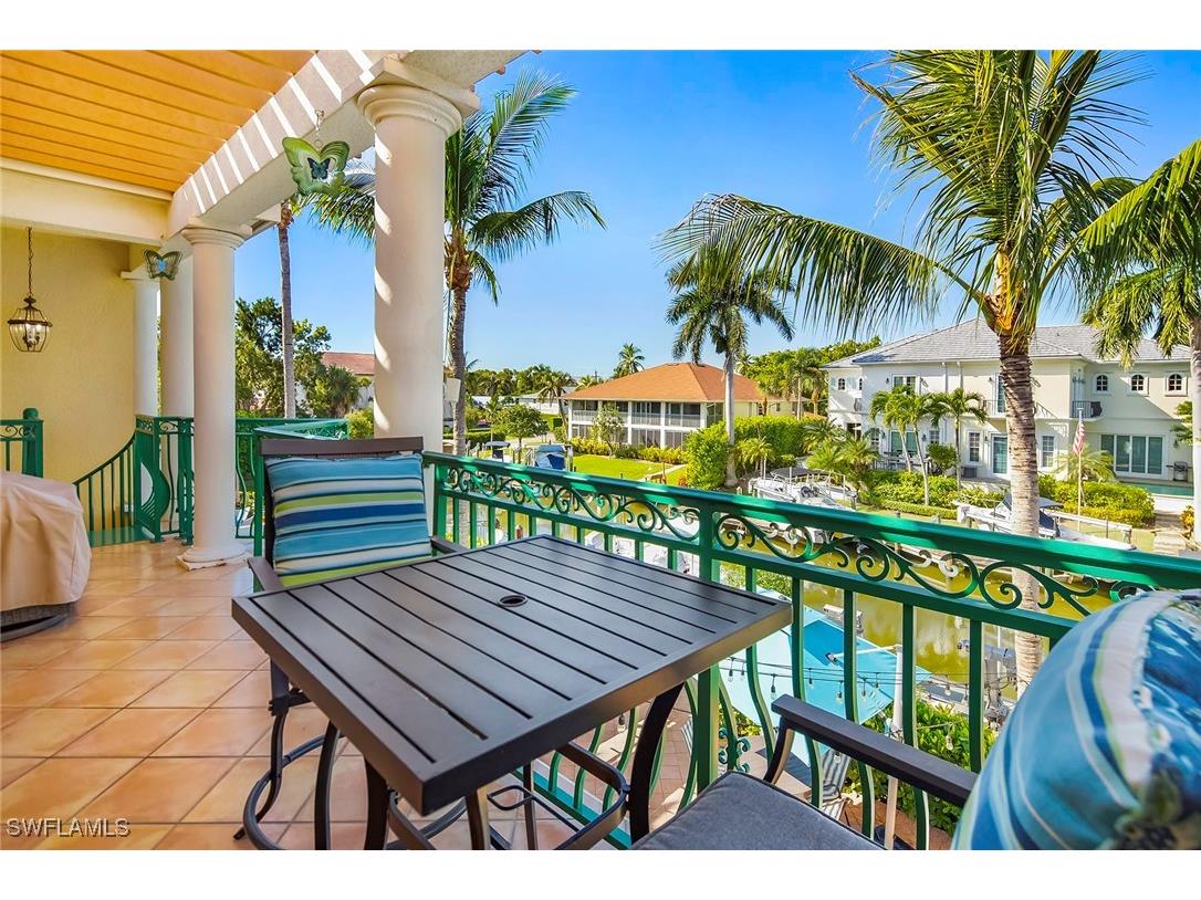 1160 Clam Court #3 Naples FL 34102 225079881 image1
