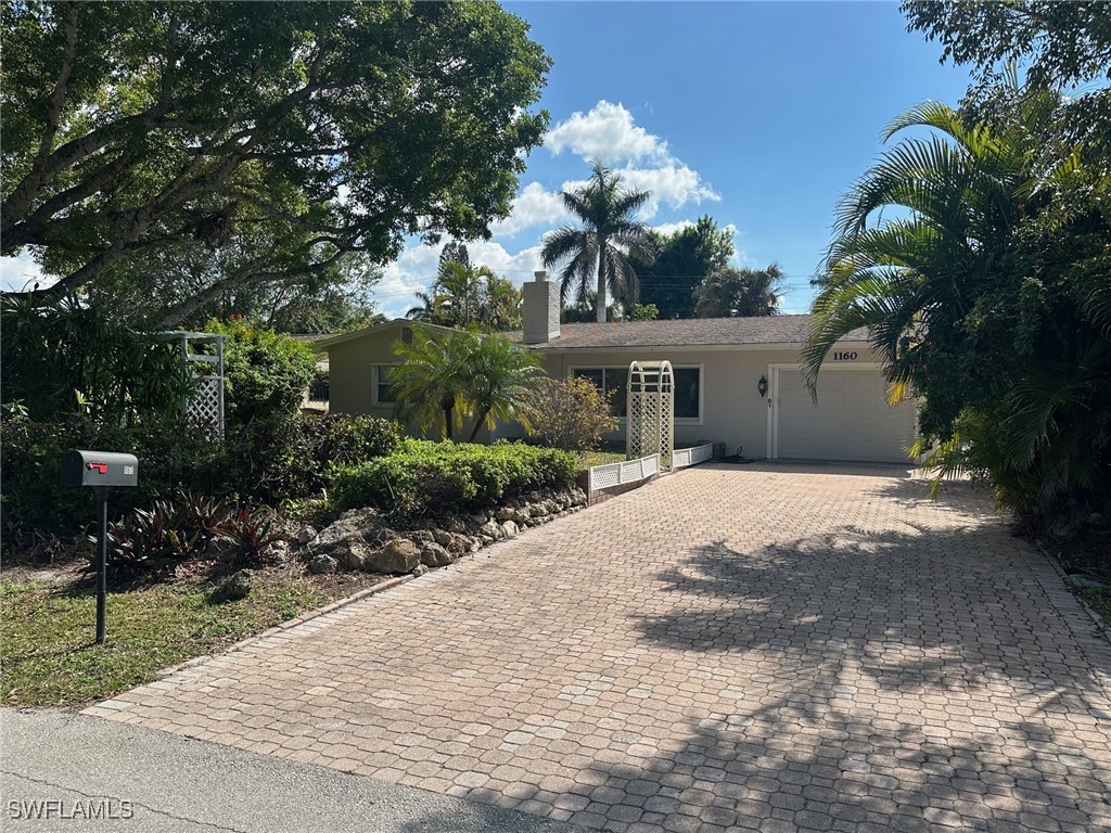 1160 Diana Avenue Naples FL 34103 225038118 image1