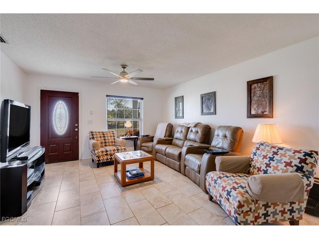 1160 Labelle Vista Drive Fort Myers FL 33905 2025023322 image4