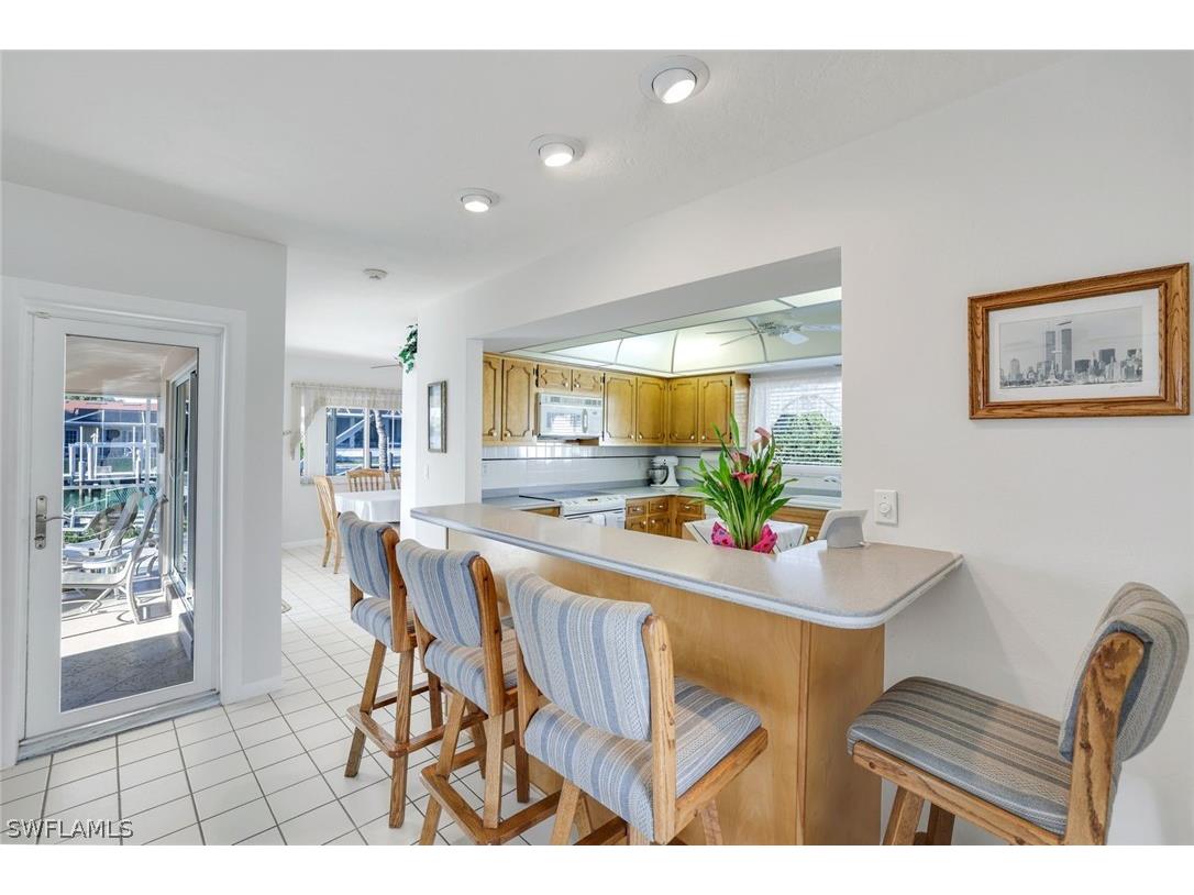 1160 Martinique Court Marco Island FL 34145 226008336 image16