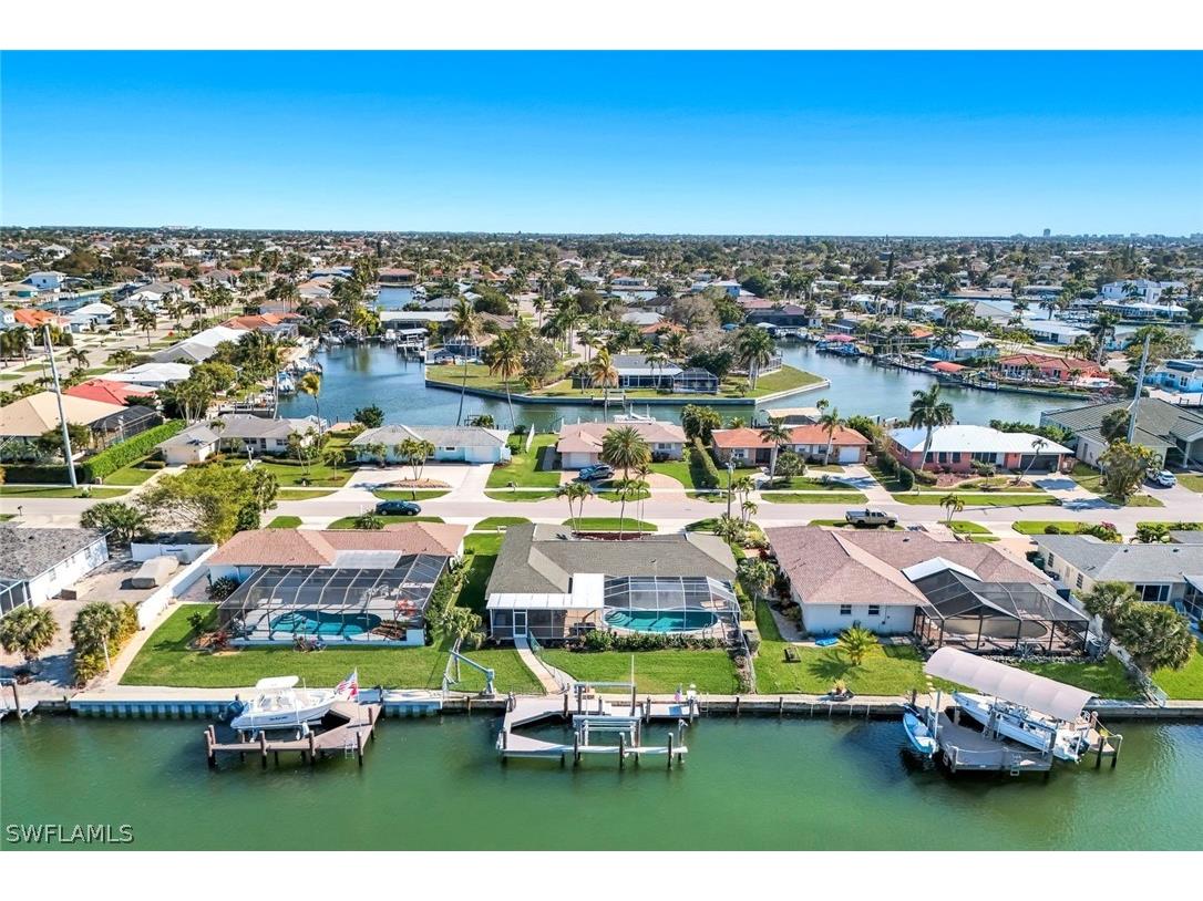 1160 Martinique Court Marco Island FL 34145 226008336 image2