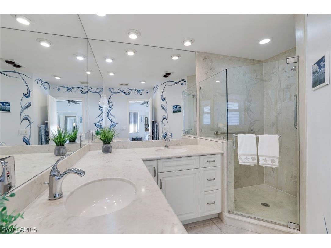 1160 Martinique Court Marco Island FL 34145 226008336 image23
