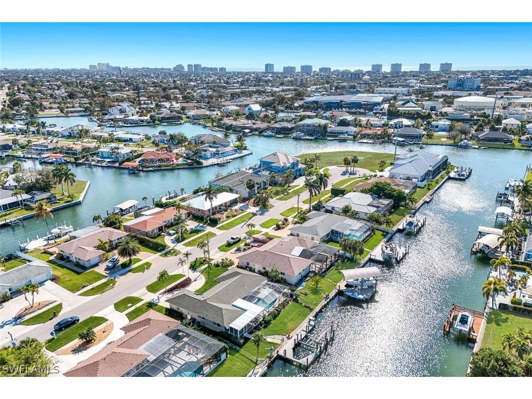 1160 Martinique Court Marco Island FL 34145 226008336 image3