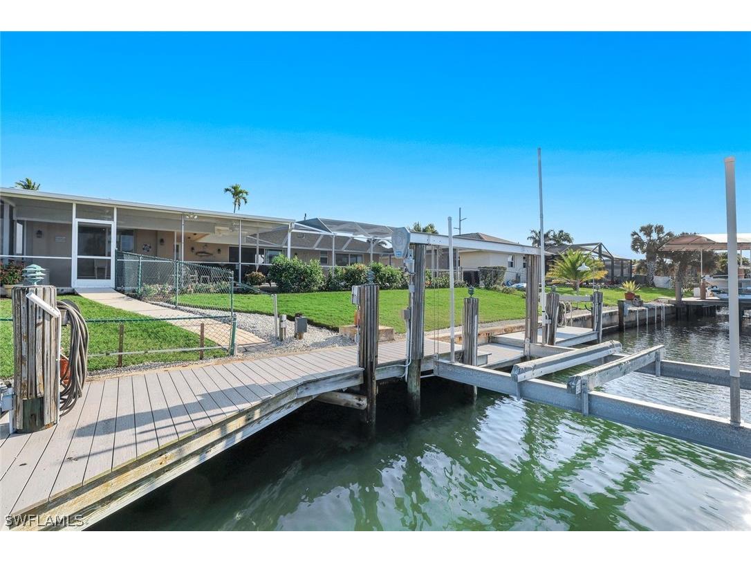 1160 Martinique Court Marco Island FL 34145 226008336 image32