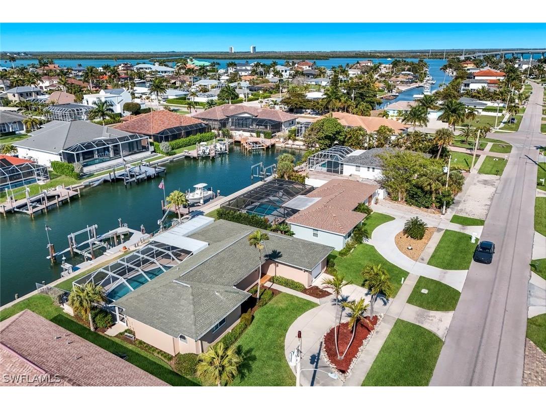1160 Martinique Court Marco Island FL 34145 226008336 image35