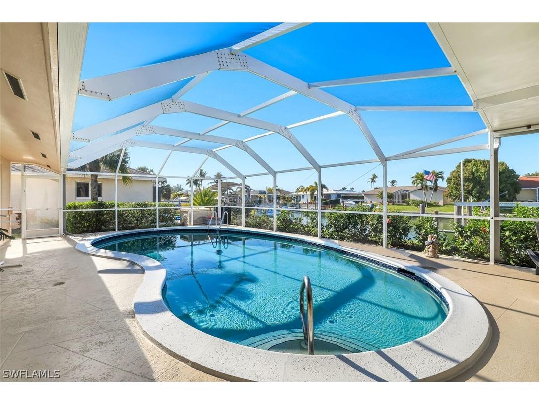 1160 Martinique Court Marco Island FL 34145 226008336 image7
