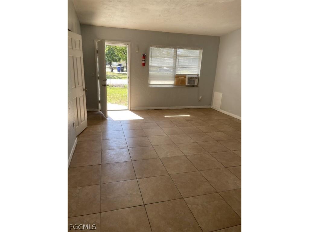1160 Sumter Drive Fort Myers FL 33905 2026009106 image5
