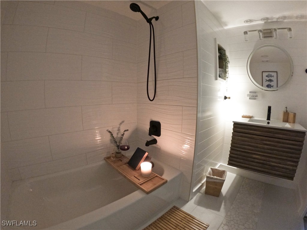 1160 Wildwood Lakes Boulevard #304 Naples FL 34104 226001662 image32