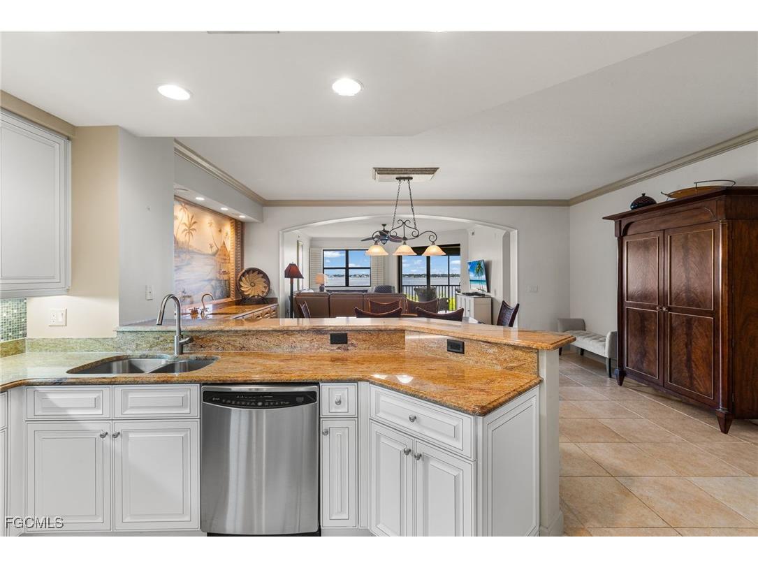 11600 Court Of Palms #204 Fort Myers FL 33908 2025004215 image13