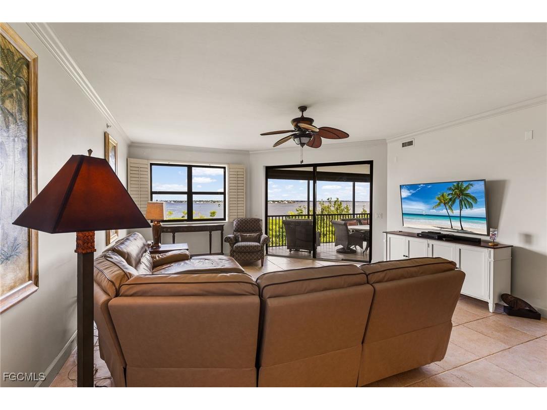 11600 Court Of Palms #204 Fort Myers FL 33908 2025004215 image3