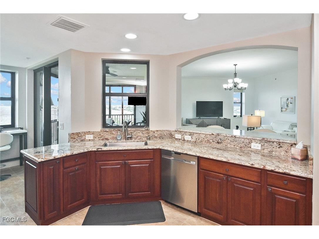 11600 Court Of Palms #606 Fort Myers FL 33908 2025019967 image14