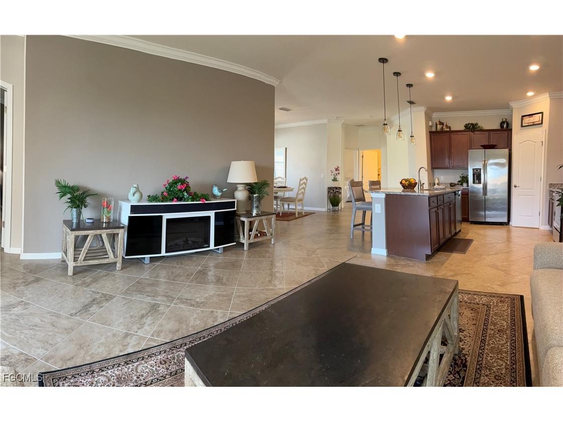 11600 Golden Oak Terrace Fort Myers FL 33913 2026004327 image5
