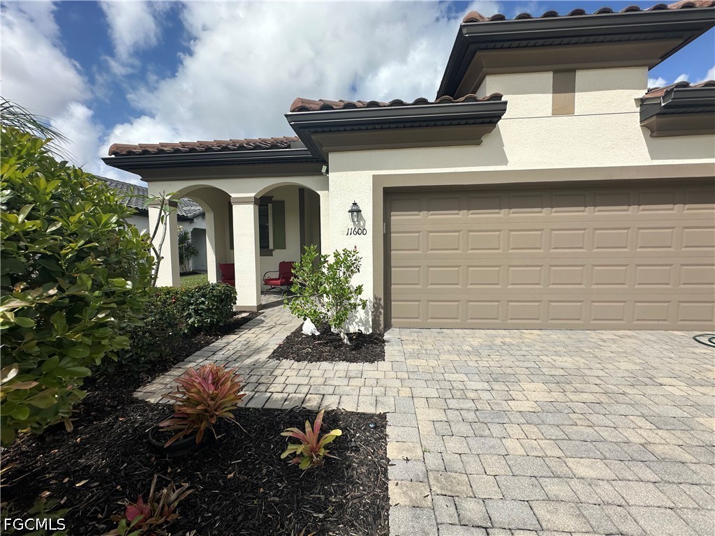 11600 Golden Oak Terrace Fort Myers FL 33913 2026015846 image1
