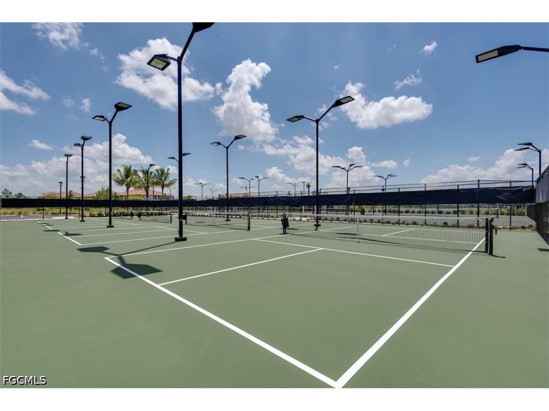 11600 Golden Oak Terrace Fort Myers FL 33913 2026015846 image24