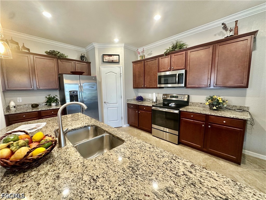 11600 Golden Oak Terrace Fort Myers FL 33913 2026015846 image8