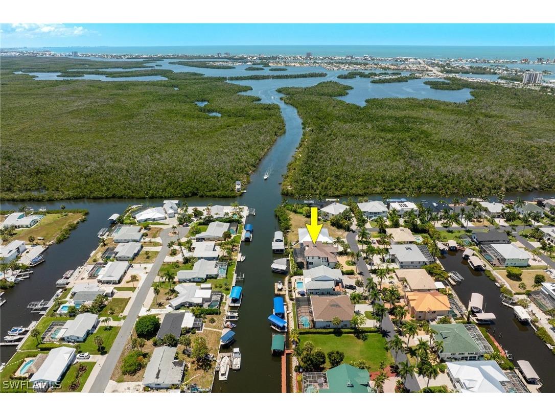 11601 Isle Of Palms Drive Fort Myers Beach FL 33931 224047049 image1