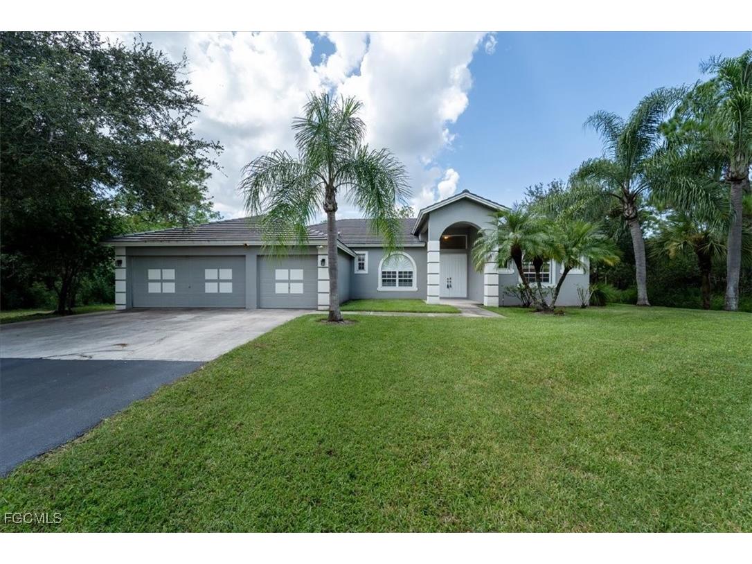 1161 16th Street NE Naples FL 34120 2025008012 image1