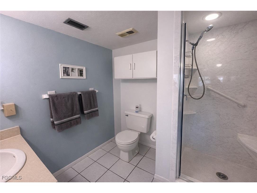 11610 Caravel Circle #104 Fort Myers FL 33908 2025026321 image10