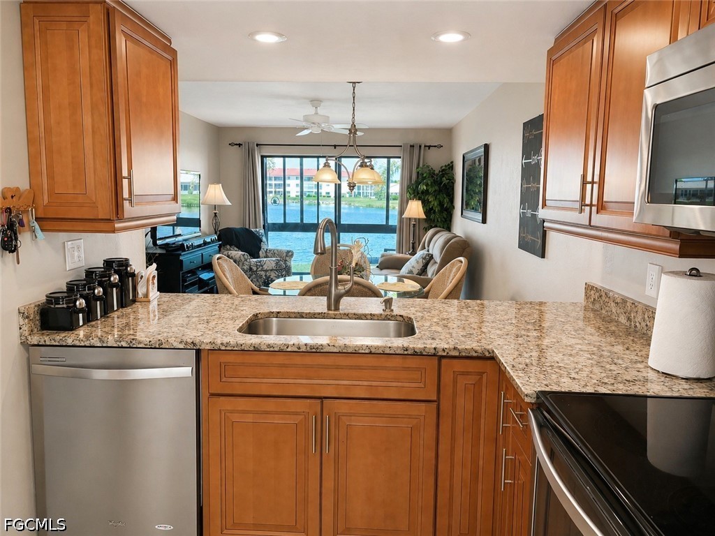 11610 Caravel Circle #105 Fort Myers FL 33908 2026019884 image2