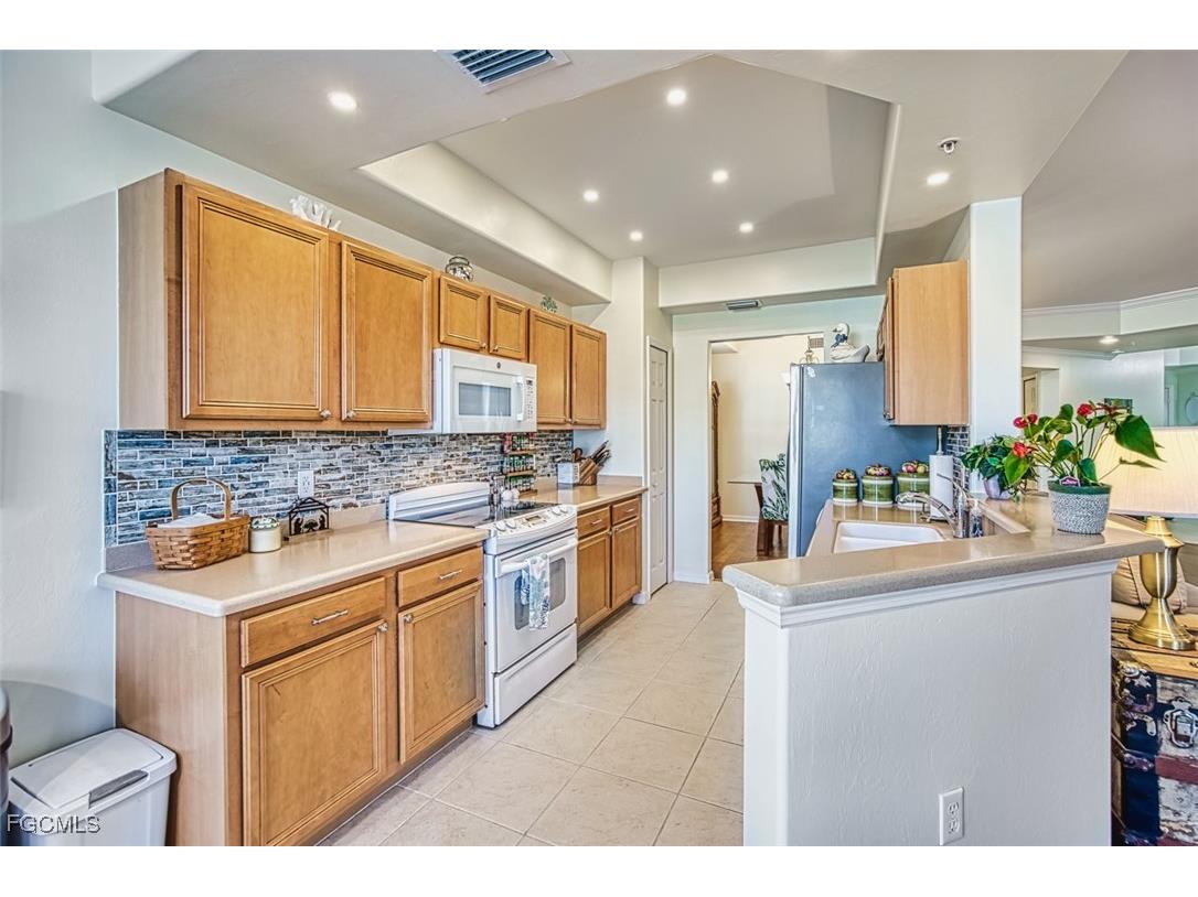 11611 Navarro Way #2002 Fort Myers FL 33908 2025021862 image9