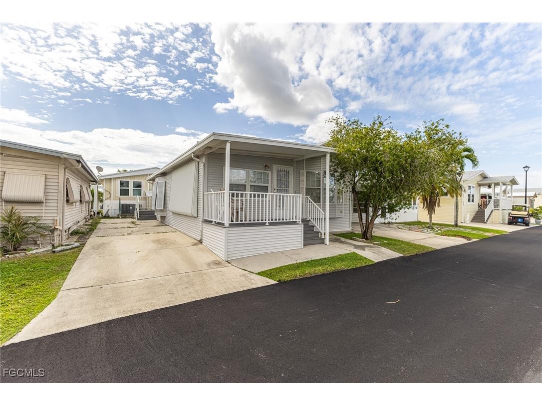 11611 Oakdale Drive #458 Fort Myers FL 33908 2025018738 image3
