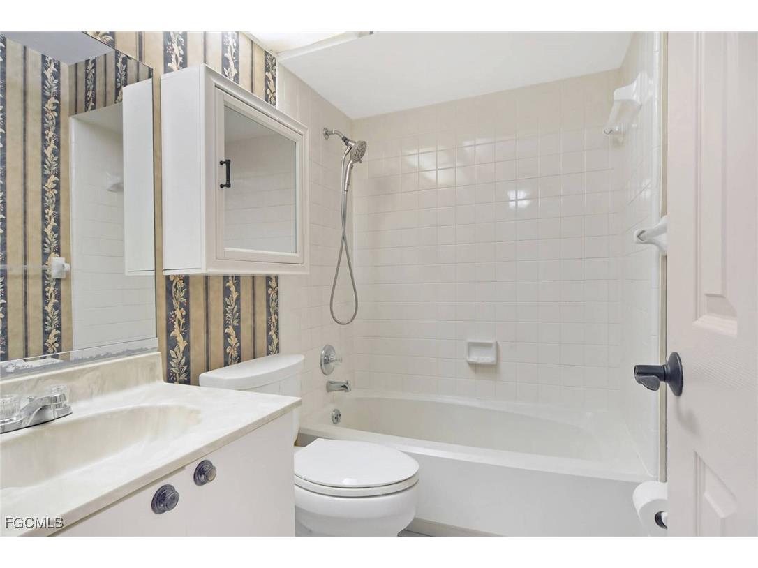 11617 Quail Run Drive Fort Myers FL 33908 2025011712 image30