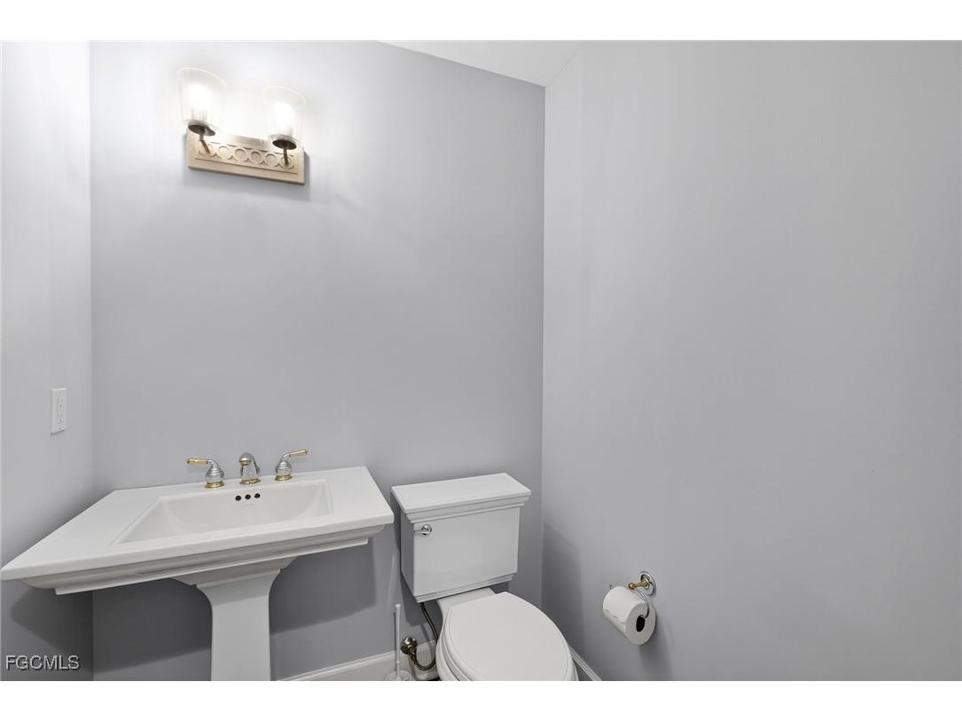 11620 Court Of Palms #105 Fort Myers FL 33908 2026003335 image33