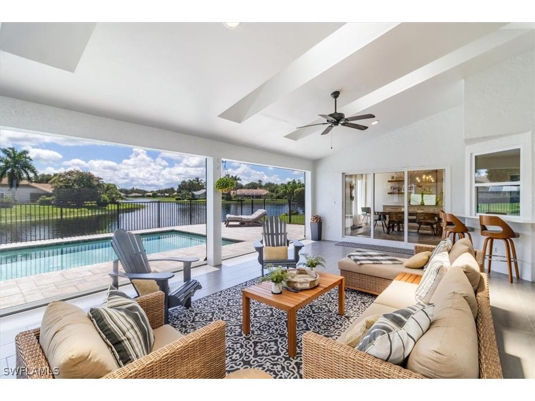 11620 Longshore Way W Naples FL 34119 224054345 image1