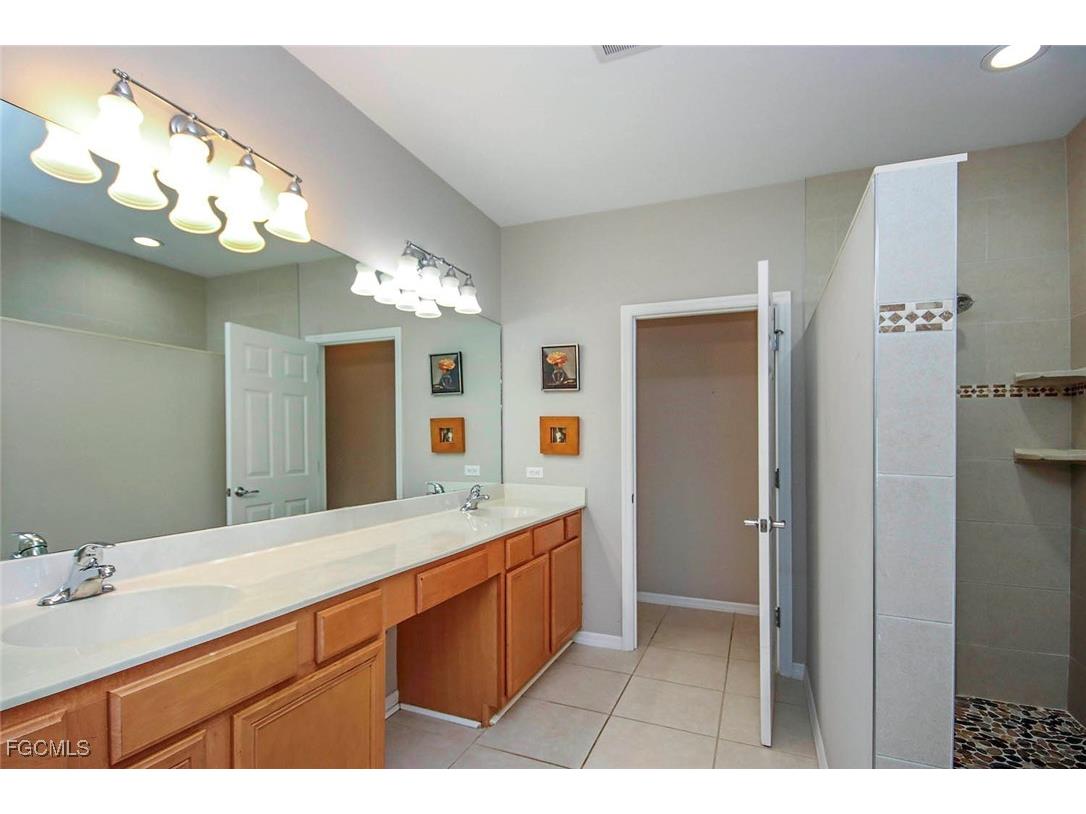 11620 Navarro Way #2404 Fort Myers FL 33908 2025017713 image37