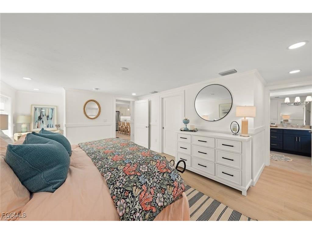 1163 Seagrape Lane Sanibel FL 33957 2025014856 image23