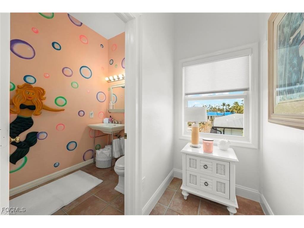 1163 Seagrape Lane Sanibel FL 33957 2025014856 image30