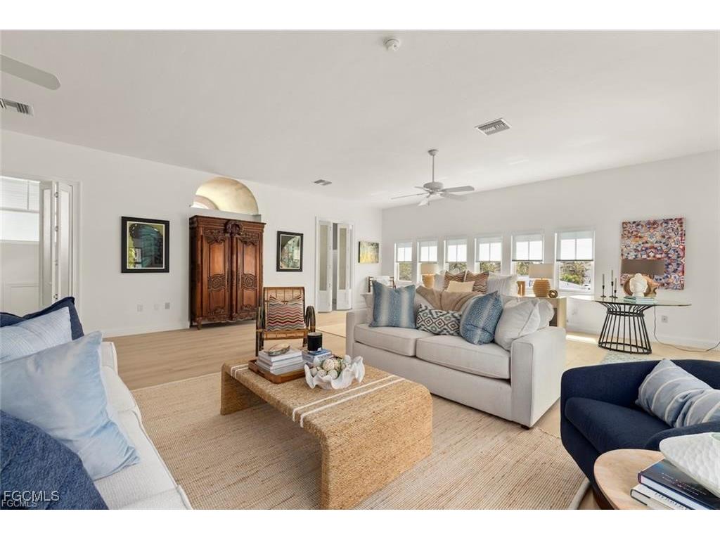 1163 Seagrape Lane Sanibel FL 33957 2025014856 image36