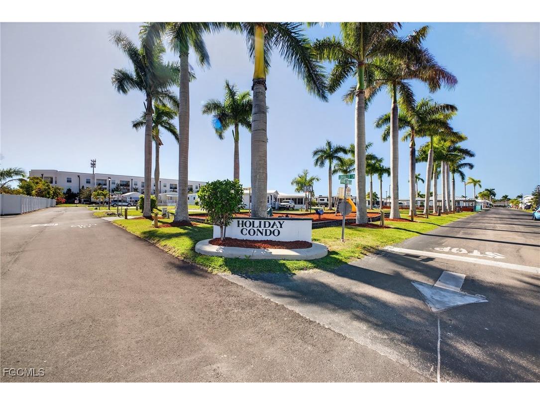 11631 Padina Drive Fort Myers FL 33908 2025018241 image1