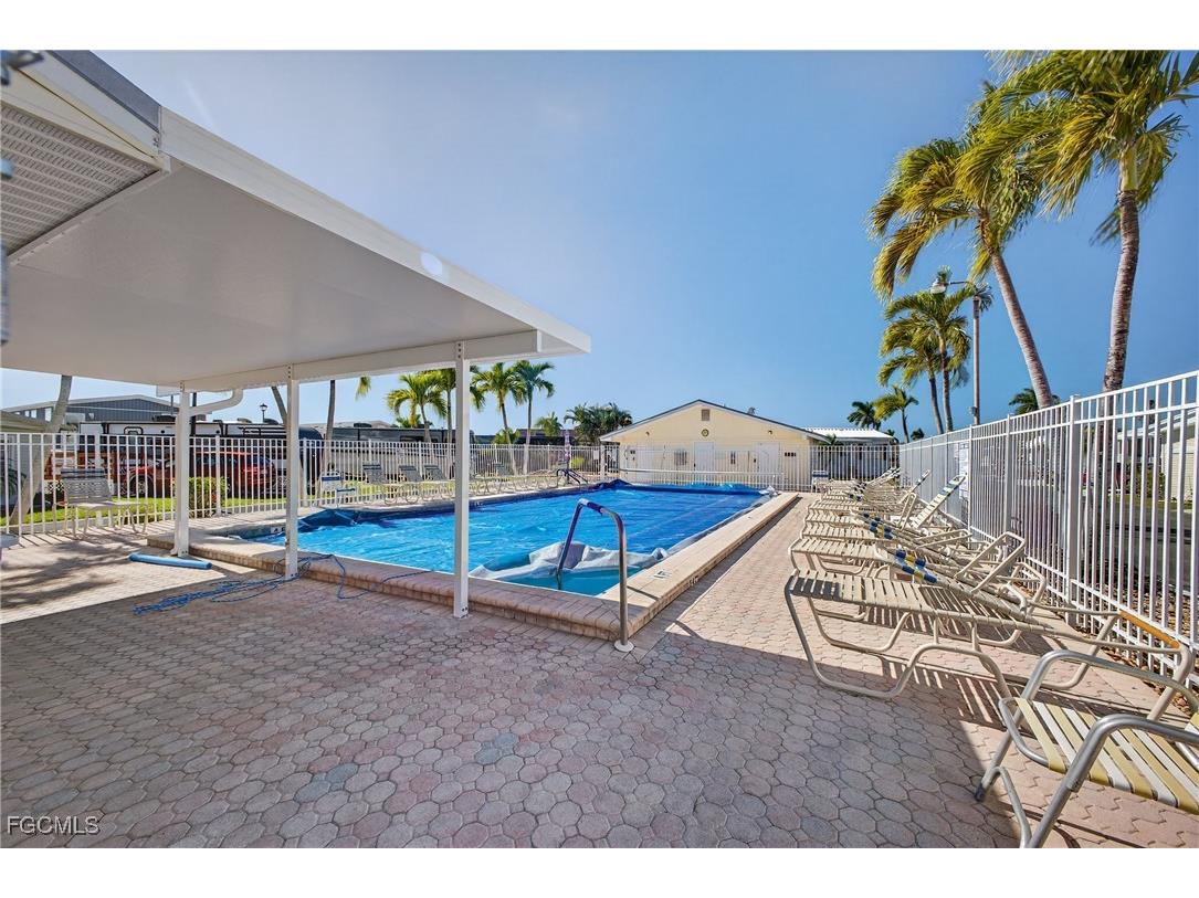 11631 Padina Drive Fort Myers FL 33908 2025018241 image5