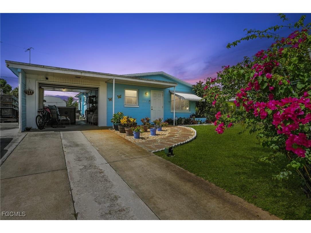 1164 Navajo Avenue Lehigh Acres FL 33974 2025010279 image2