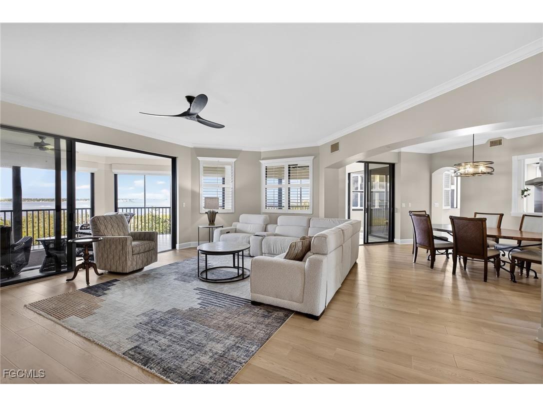 11640 Court Of Palms #303 Fort Myers FL 33908 2026004363 image5