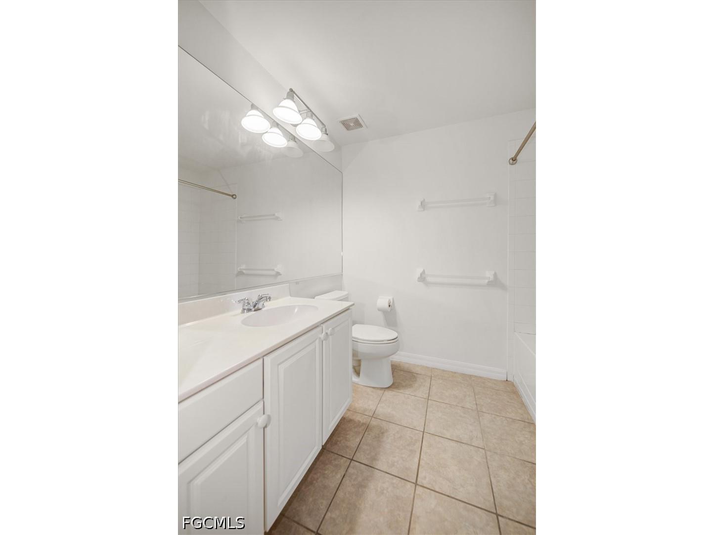 11640 Marino Court #403 Fort Myers FL 33908 2026028357 image24