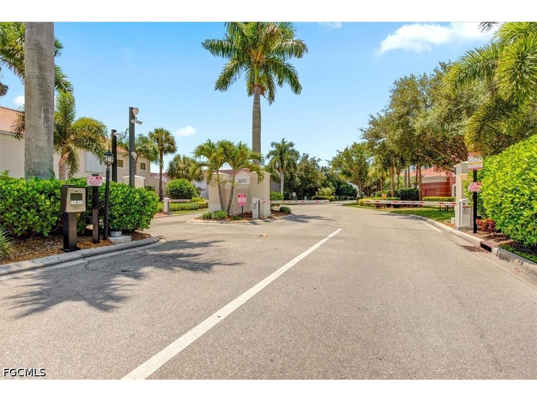 11640 Marino Court #403 Fort Myers FL 33908 2026028357 image32