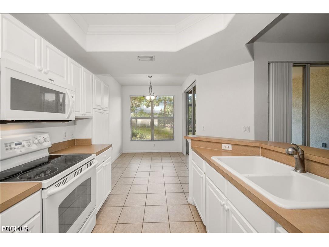 11640 Marino Court #403 Fort Myers FL 33908 2026028357 image5