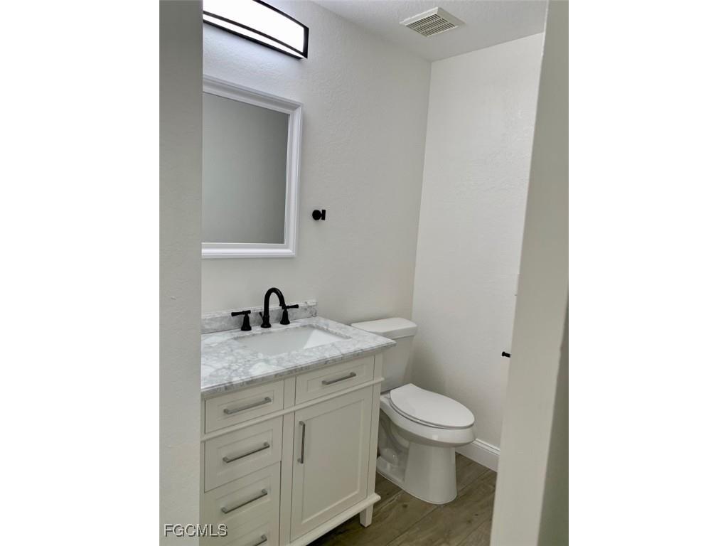 11642 Royal Tee Circle Cape Coral FL 33991 2025021584 image11