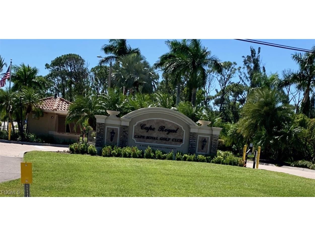 11642 Royal Tee Circle Cape Coral FL 33991 2025021584 image14