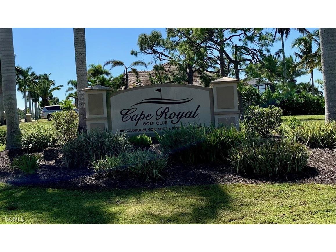 11642 Royal Tee Circle Cape Coral FL 33991 2025021584 image15