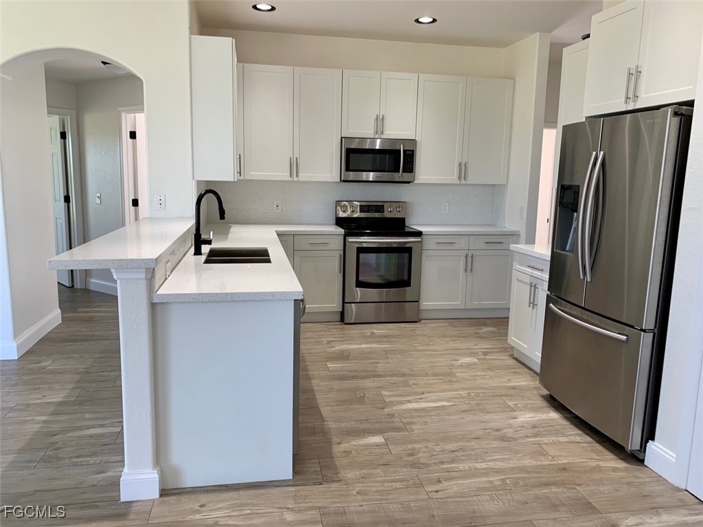 11642 Royal Tee Circle Cape Coral FL 33991 2025021584 image4