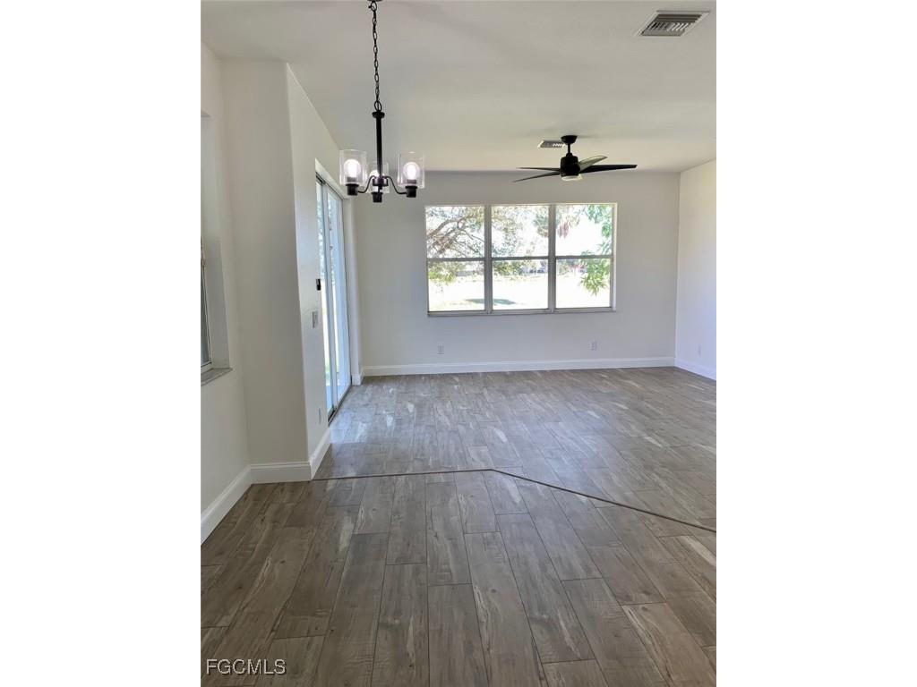 11642 Royal Tee Circle Cape Coral FL 33991 2025021584 image5