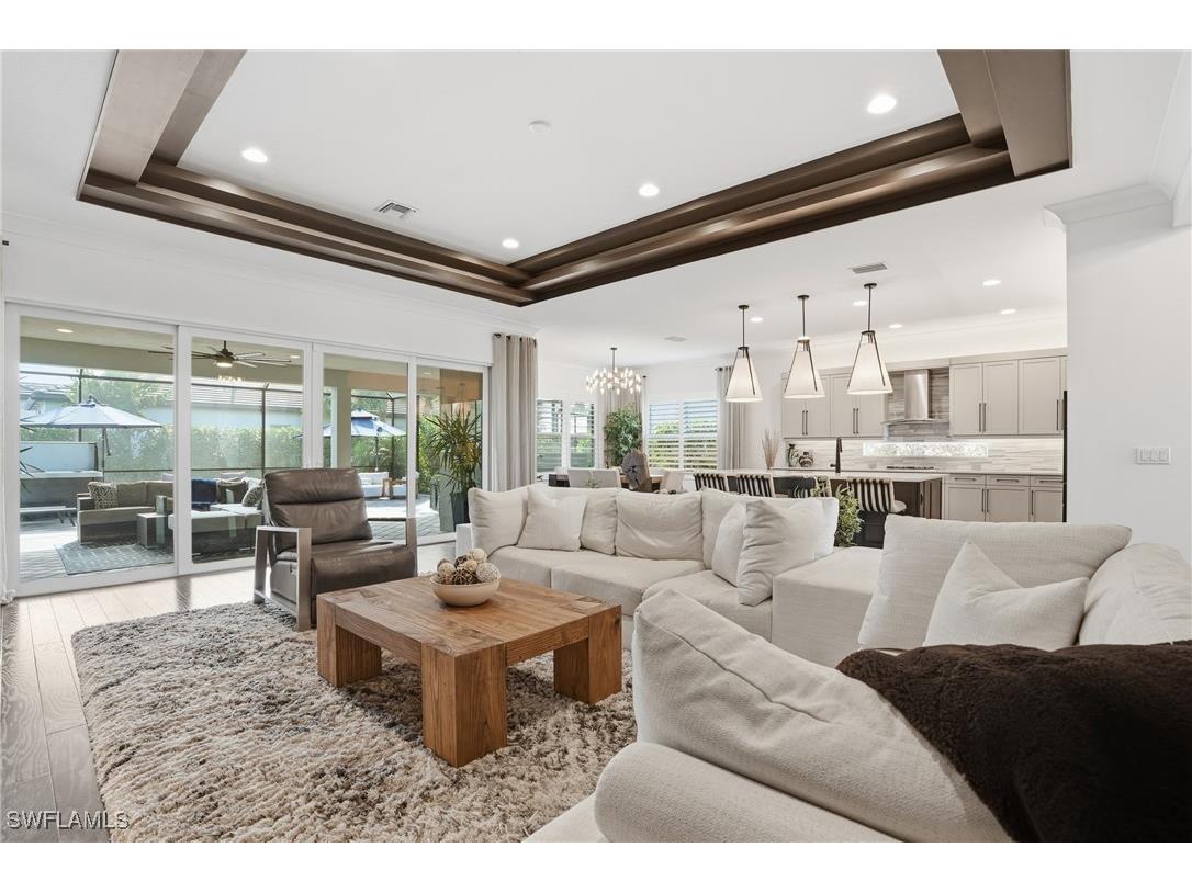 11648 Periwinkle Drive Naples FL 34120 225081291 image1