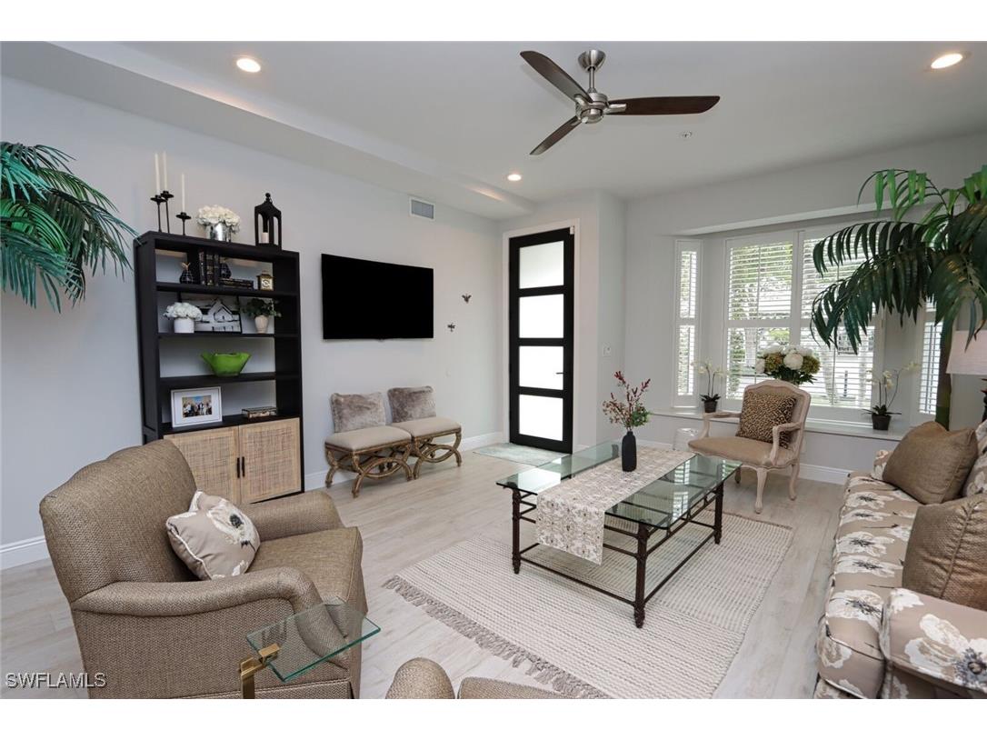 1165 4th Street S #2 Naples FL 34102 225069082 image5