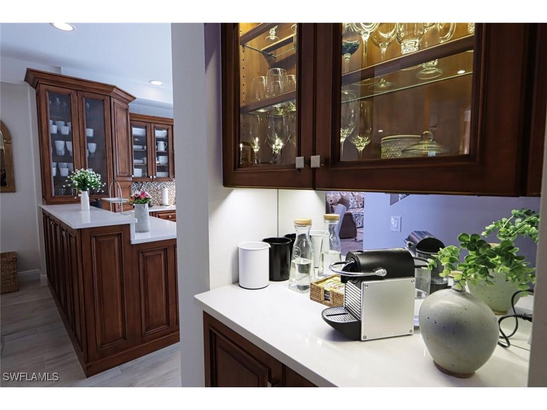 1165 4th Street S #2 Naples FL 34102 225069082 image9