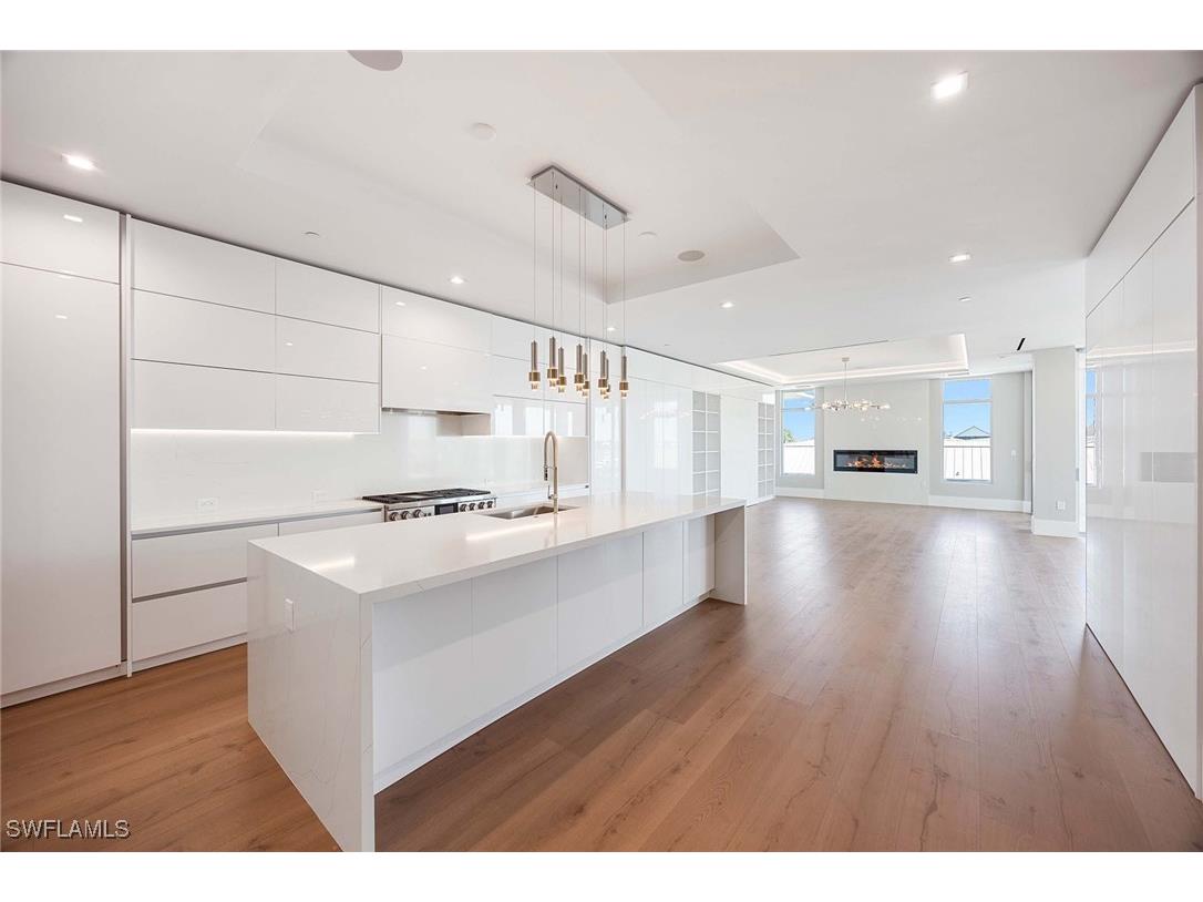 1165 8th Street S #201 Naples FL 34102 225029339 image8