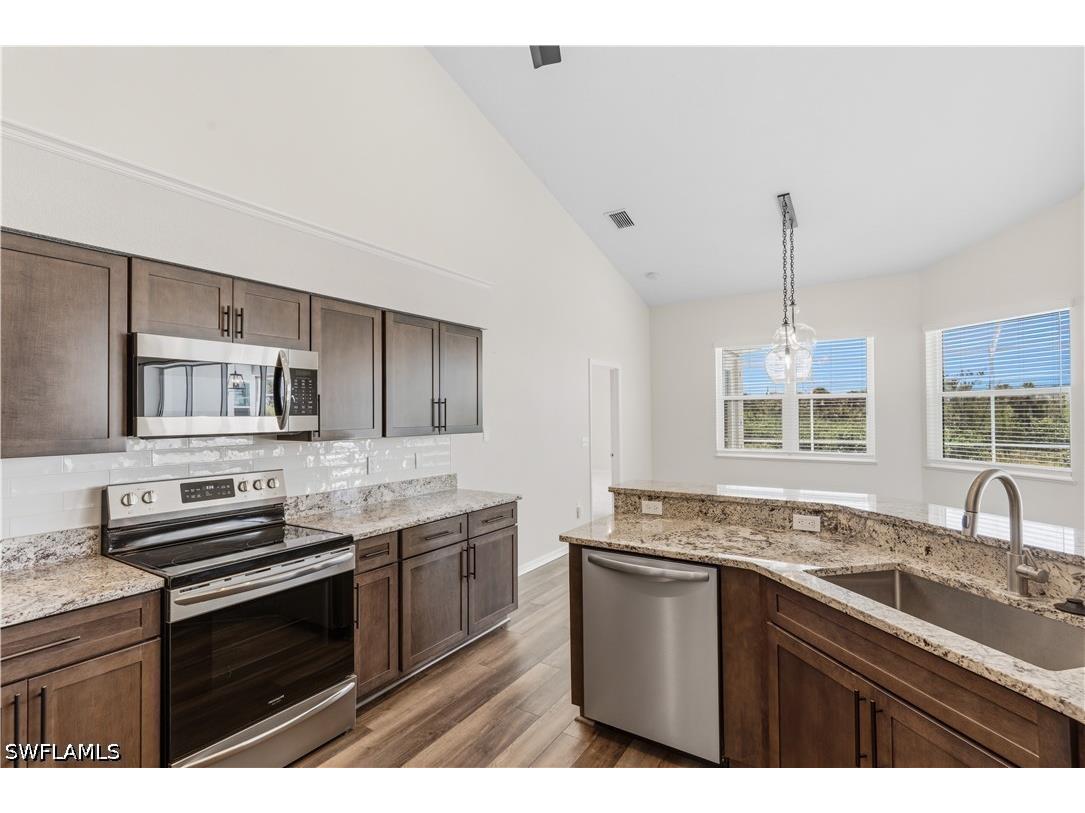 1165 Boundary Boulevard Rotonda West FL 33947 226024621 image10