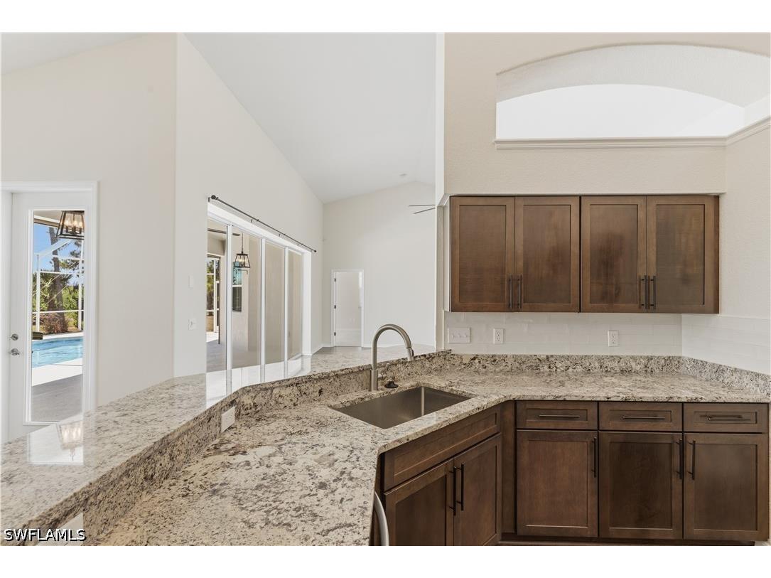 1165 Boundary Boulevard Rotonda West FL 33947 226024621 image12
